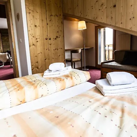 Haus Caroline, Mitte *