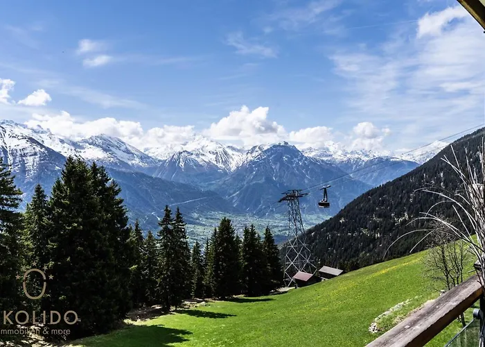 Haus Caroline, Mitte