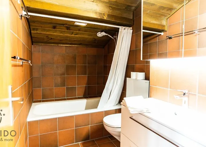 Haus Caroline, Mitte